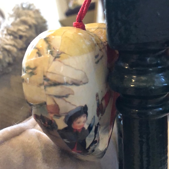 🎅🎄 Santa Children Dog Paper Machete Puffed Heart Christmas Tree Ornament - Picture 5 of 9